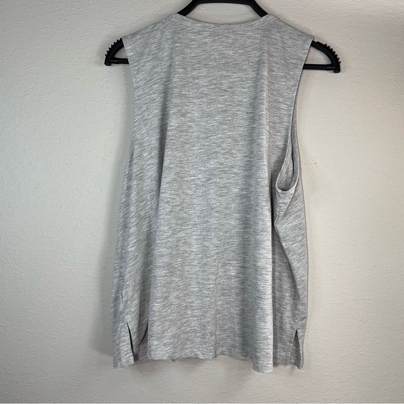 Old Navy Gray Sleeveless Top activewear can’t stop won’t stop graphic - Picture 4 of 5
